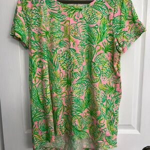 Lilly Pulitzer Green and Pink Short Sleeve Tee